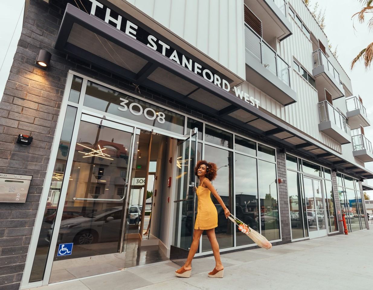 The Stanford West - Photo 4 of 6