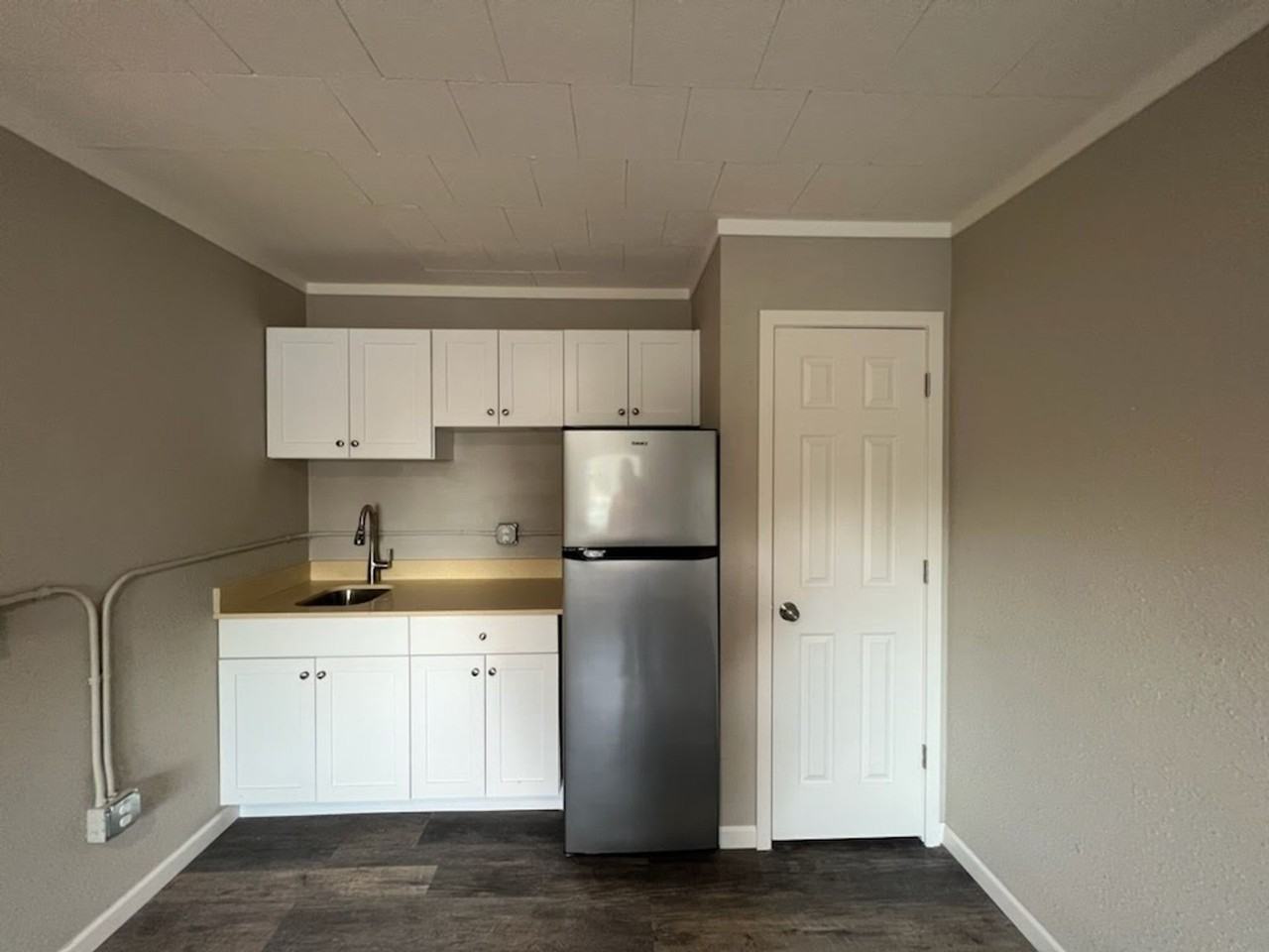 Sterling Studios North - Photo 3 of 3