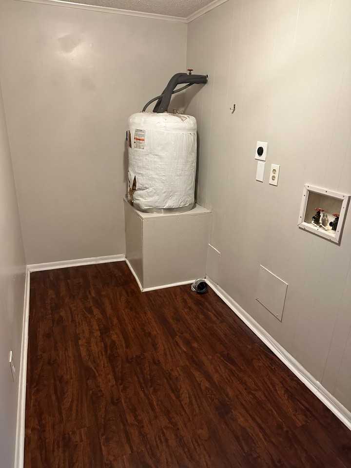 Oak Park Apartments - Photo 5 of 30