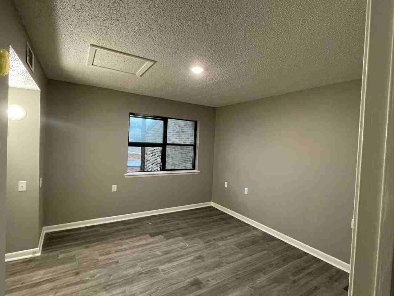 Marieanne Apartments - Photo 2 of 2