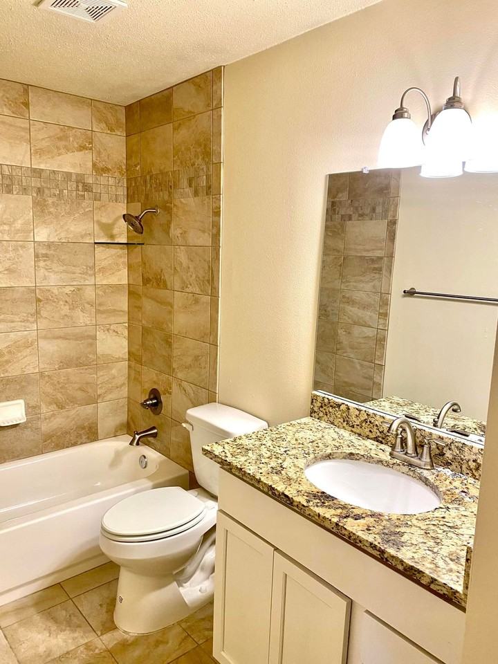 Villa Claire Apartments - Photo 2 of 4