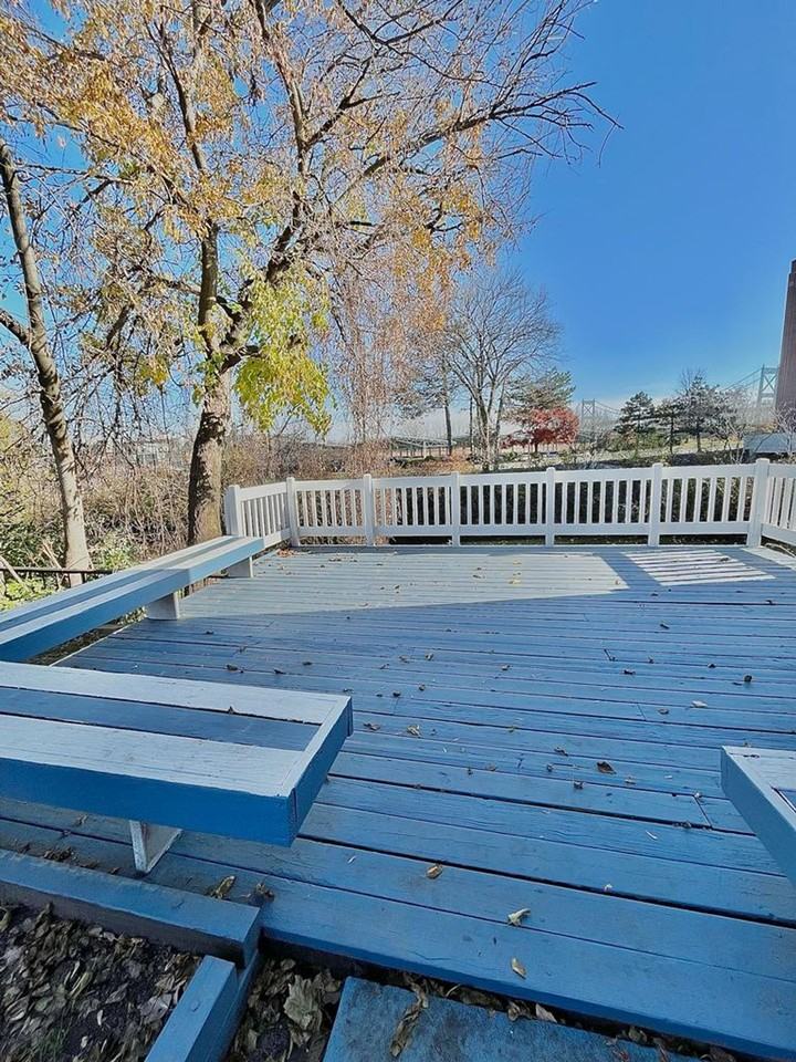 Luxe Apartments - Photo 4 of 14