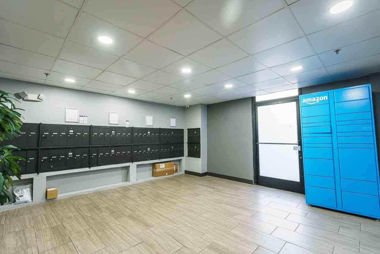 315 South Virgil Ave - Photo 6 of 9