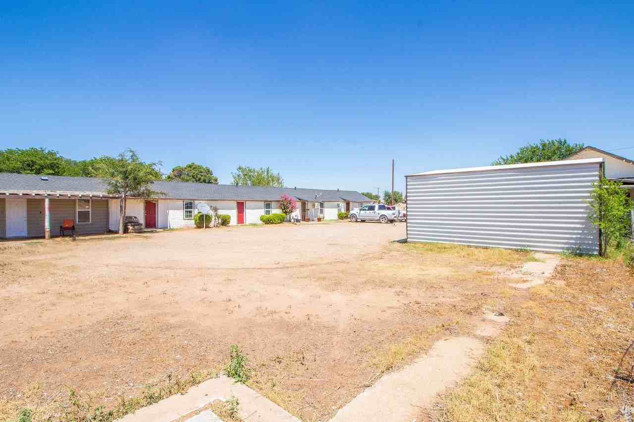 CK Kitchenette Apartments Slaton - Photo 3 of 11