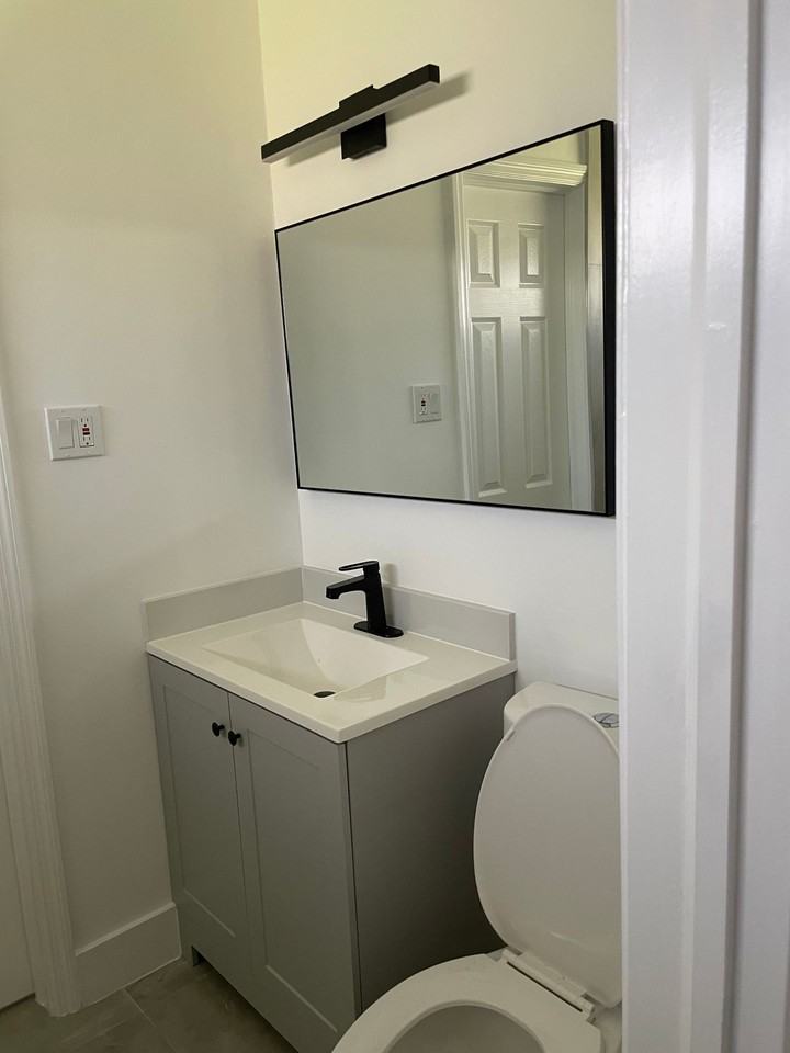 Beautiful 2 Bedroom Apartment for Rent – Hallandale - Photo 5 of 10