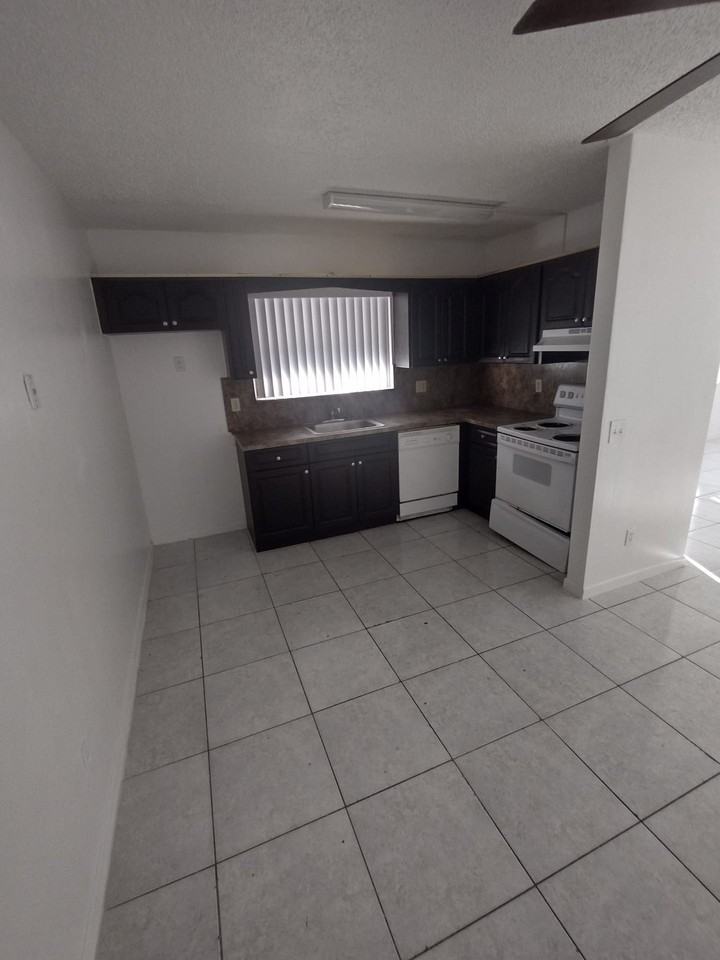 6033 Miramar LLC - Photo 2 of 14