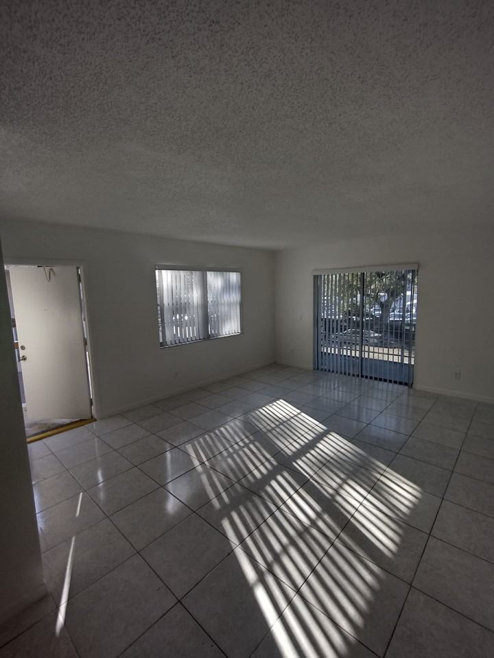 6033 Miramar LLC - Photo 3 of 14