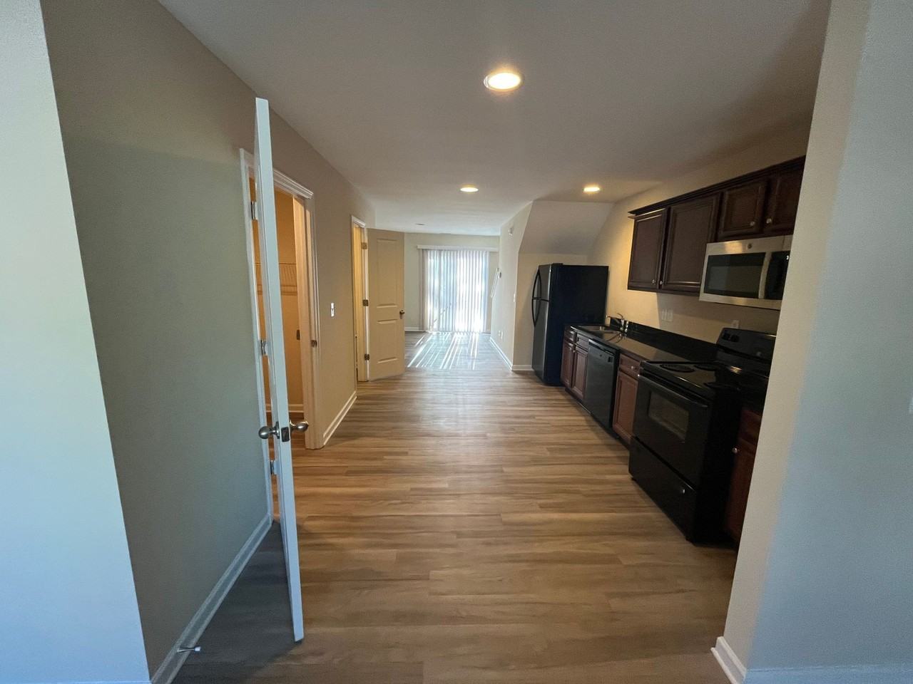 115 Winterberry Ln - Photo 5 of 31