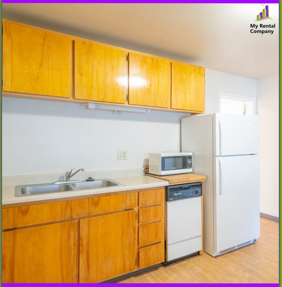 Latah Apartments - Photo 3 of 5