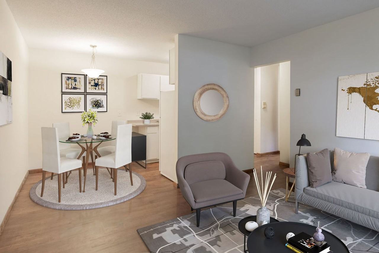 2626 Fremont Ave S - Photo 2 of 8