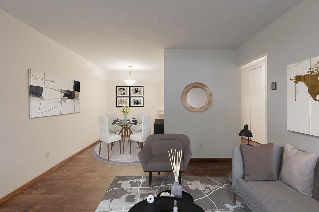 2626 Fremont Ave S - Photo 3 of 8