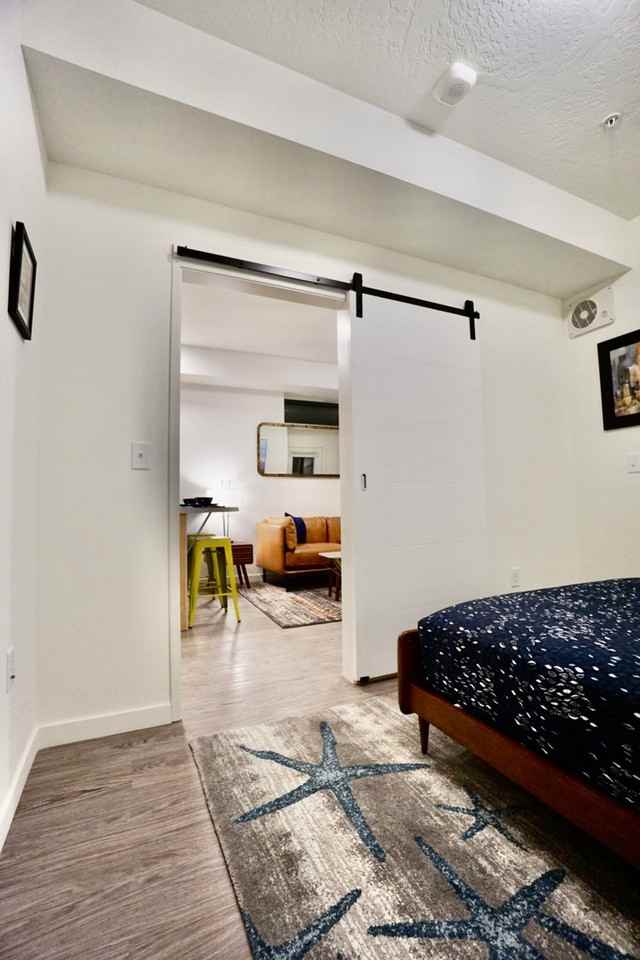 Majestic - Photo 5 of 8