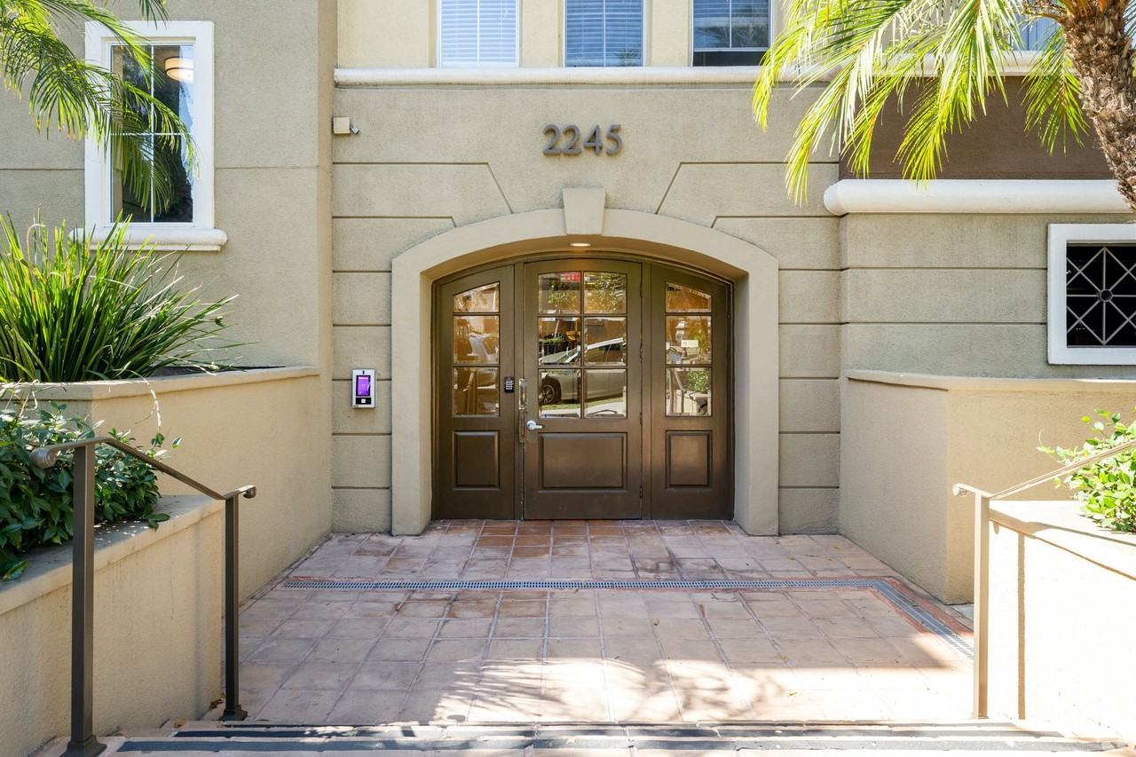 2245 Beverly Glen Blvd. - Photo 5 of 9