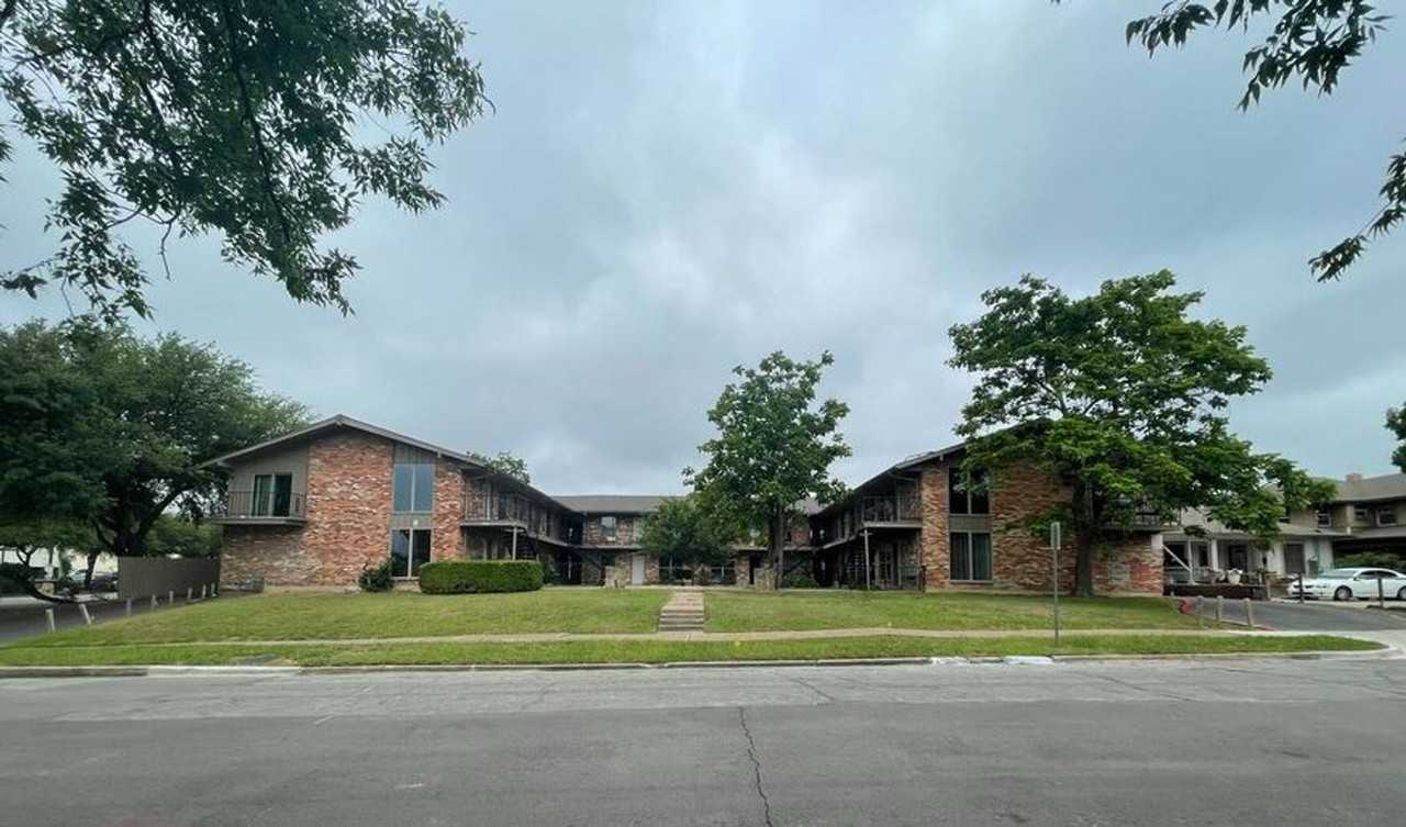 Venice Lofts - Photo 2 of 17