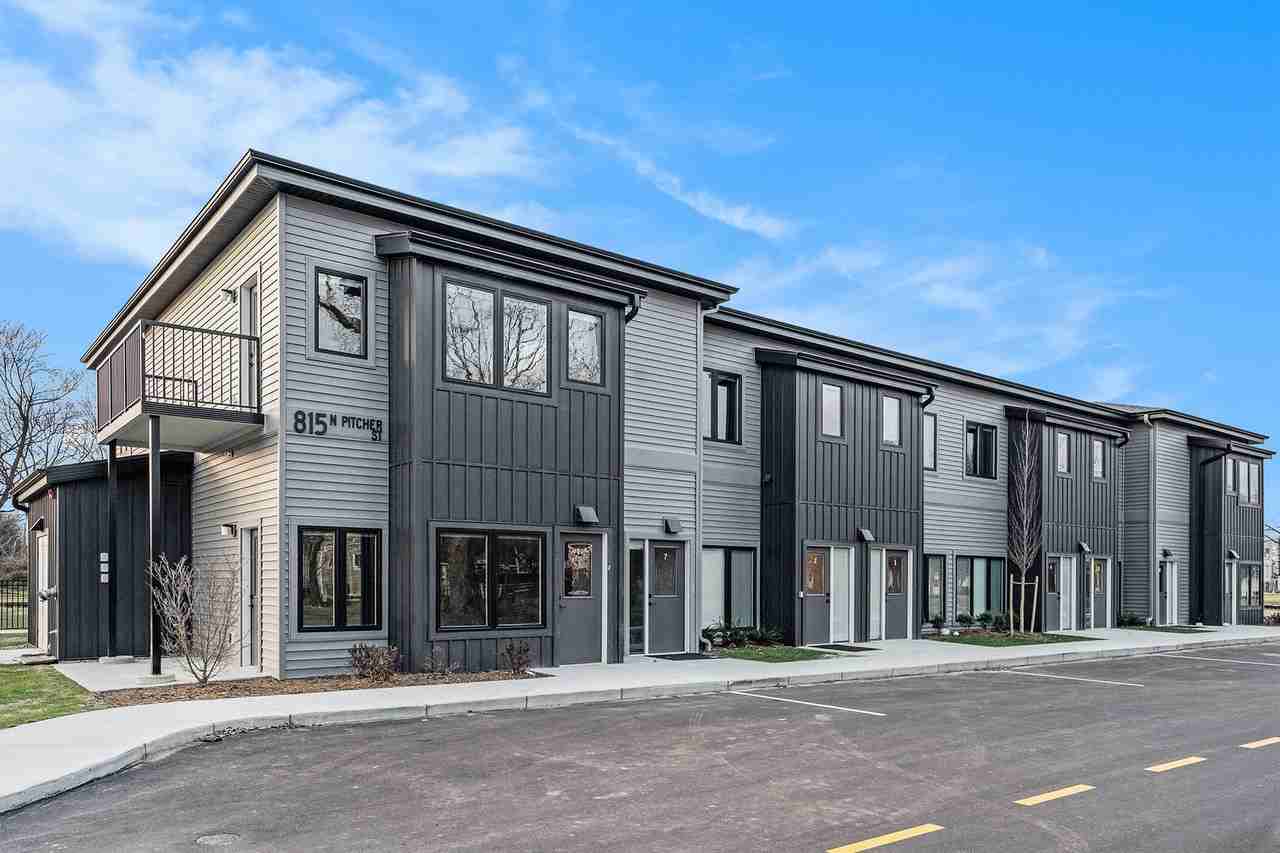 Zone 32 - Photo 3 of 5