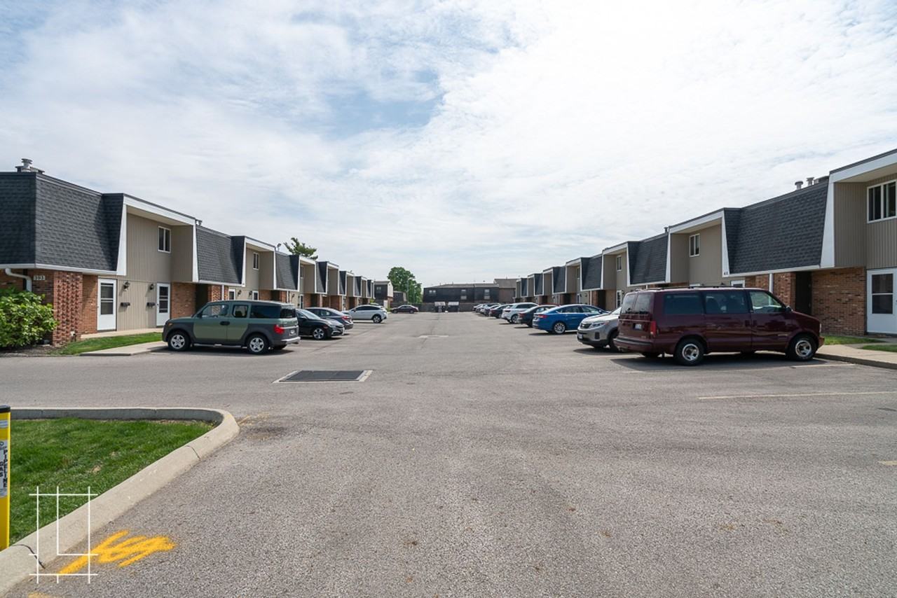 New Yorker - Photo 5 of 6