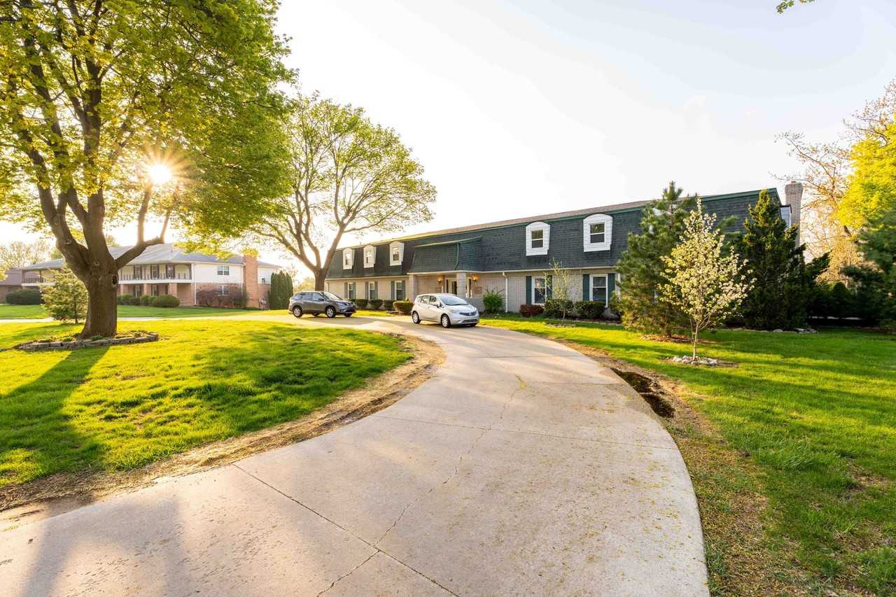 ONE11 COLLECTION - GRAND BLANC - Photo 7 of 8