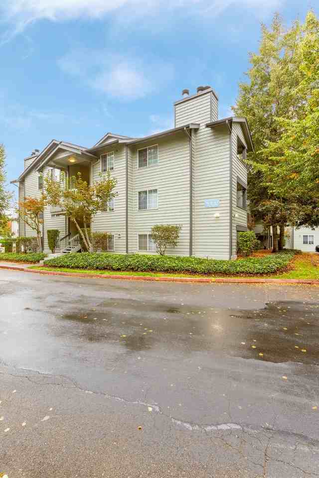 Brookside Gardens Apartments - Photo 3 of 7