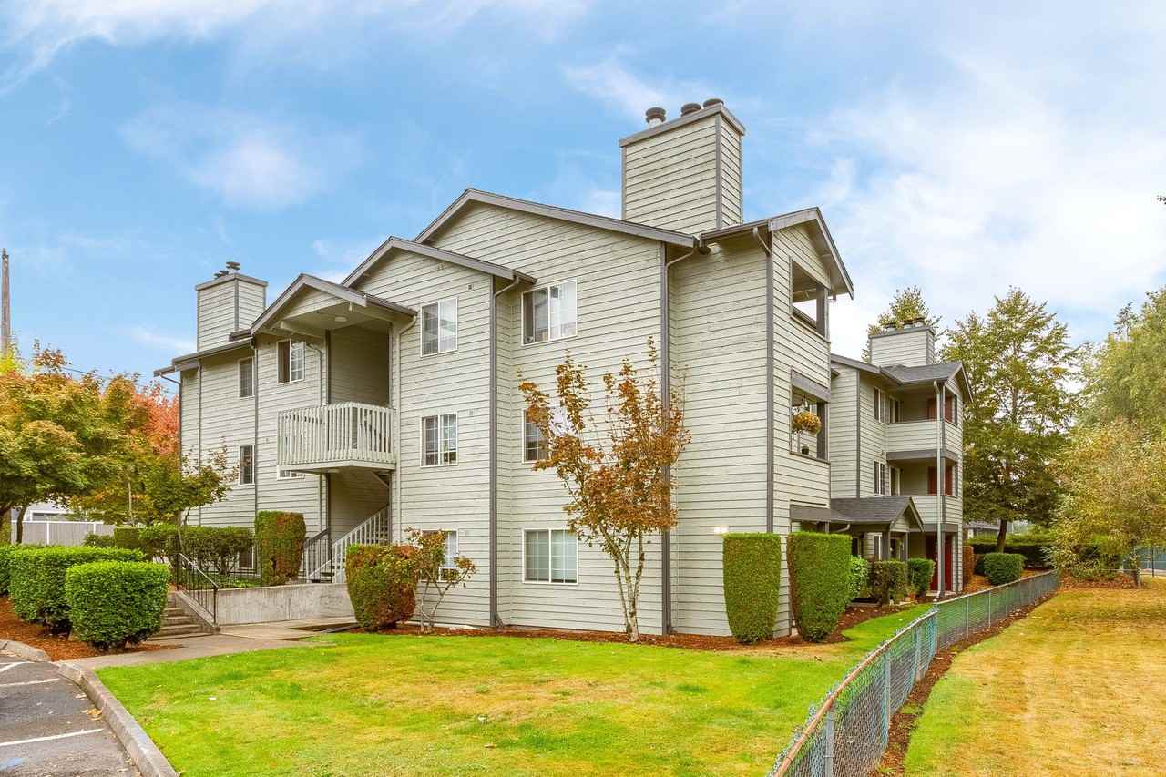 Brookside Gardens Apartments - Photo 5 of 7