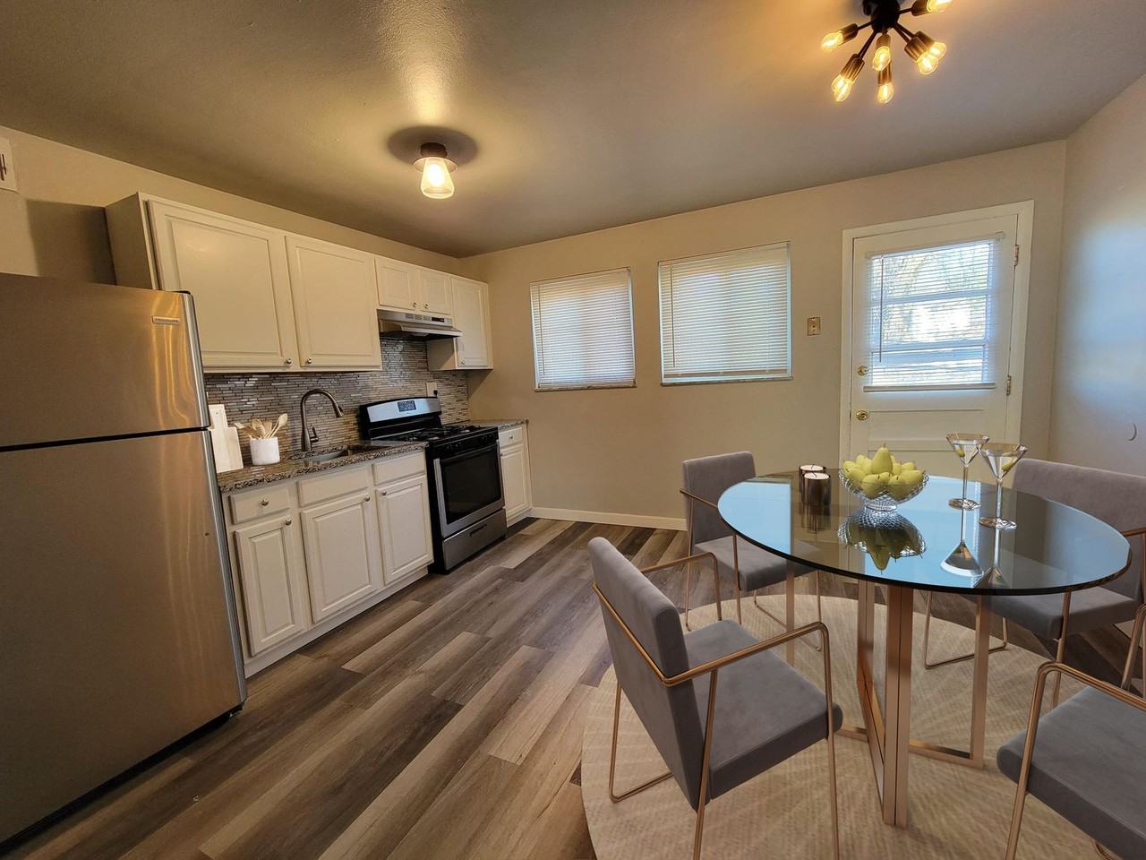 Home Heights Apartments - Photo 6 of 17