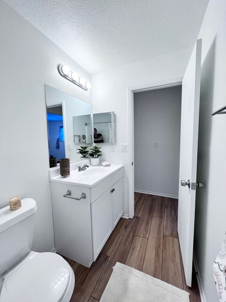 Acres Crossing Apartments - Photo 4 of 50