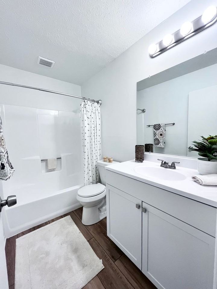 Acres Crossing Apartments - Photo 5 of 50