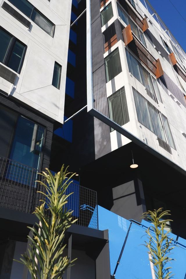 Harvey Hillcrest - Photo 2 of 47