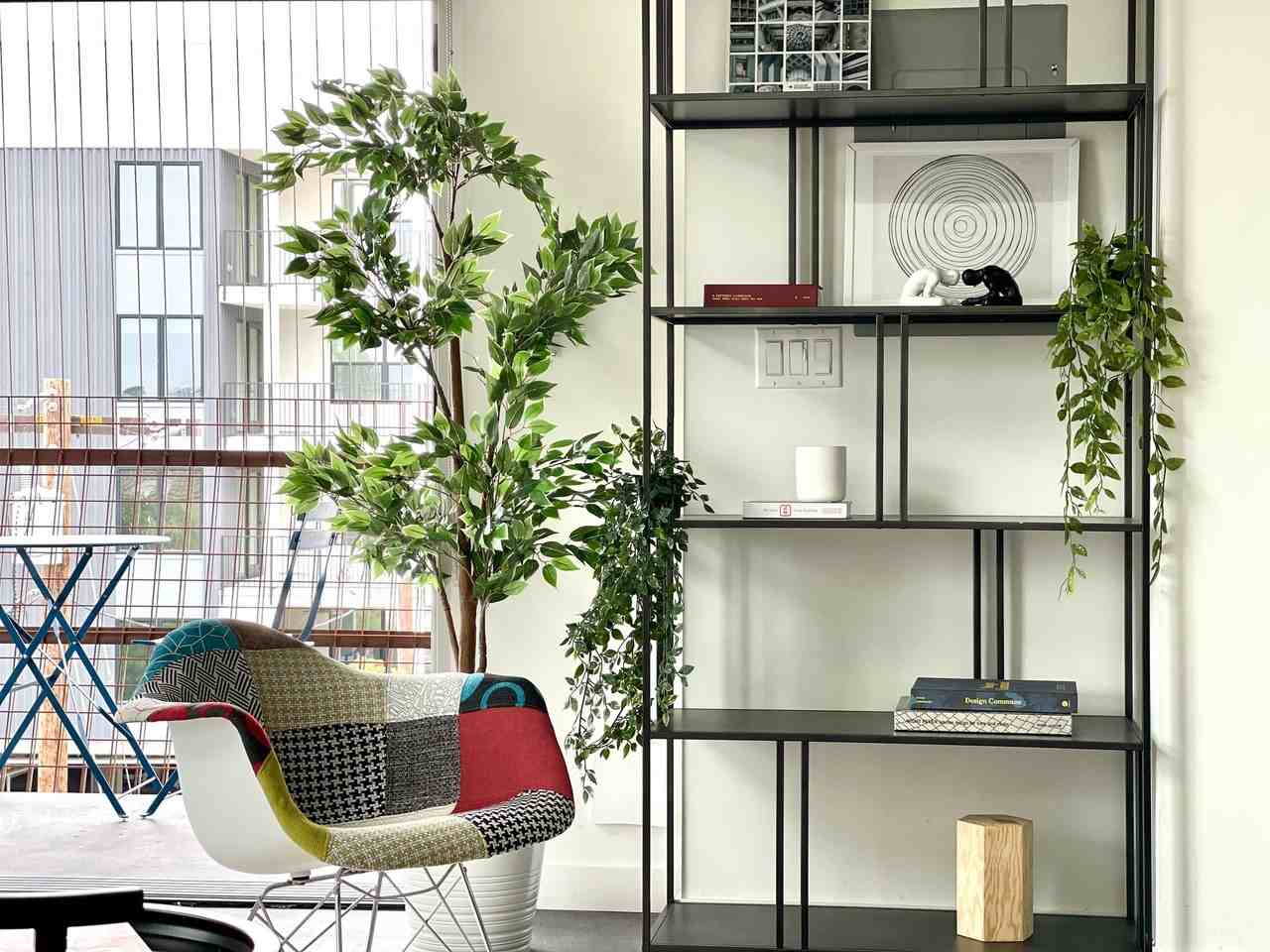 Harvey Hillcrest - Photo 4 of 47