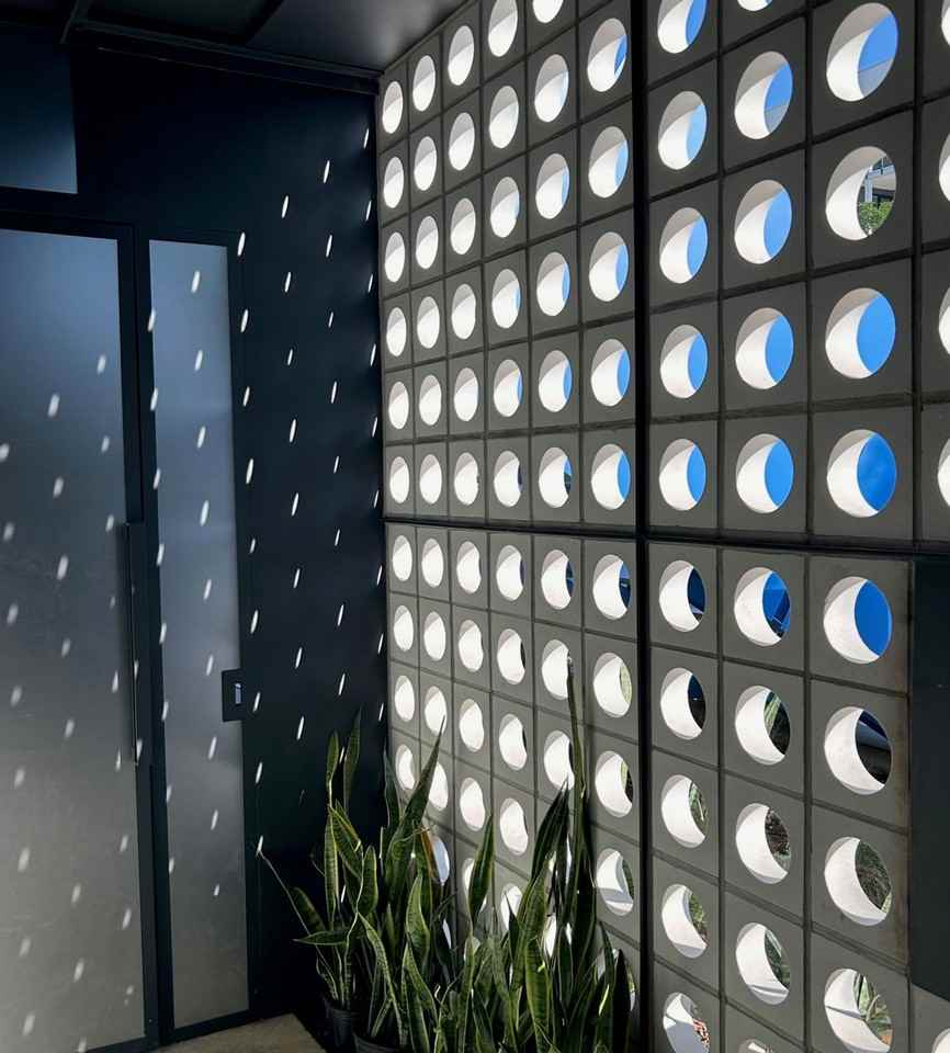 Harvey Hillcrest - Photo 3 of 47