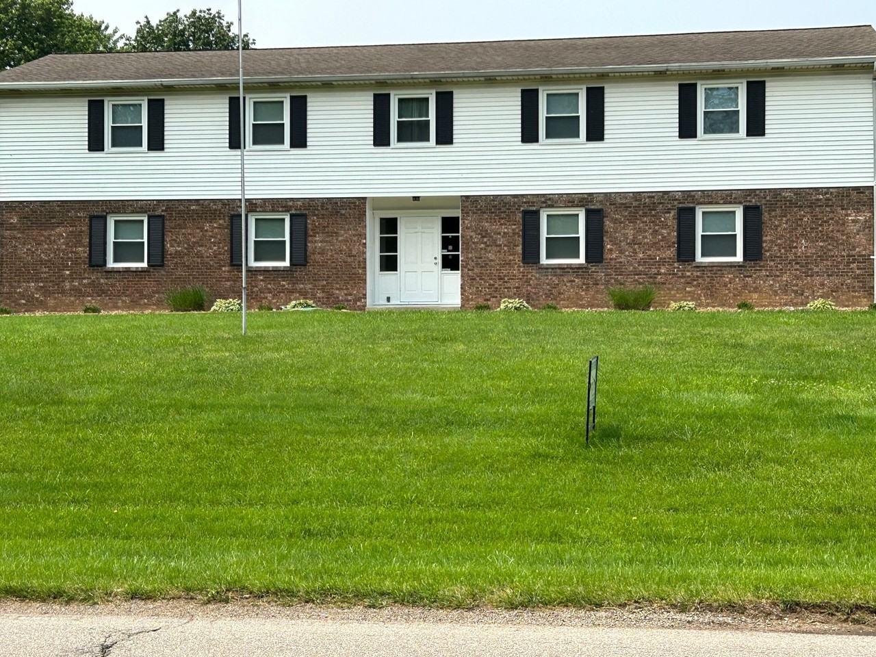 1347 Apartments 4812 Oak Hill Rd, Melody Hill, IN 47711 Zumper