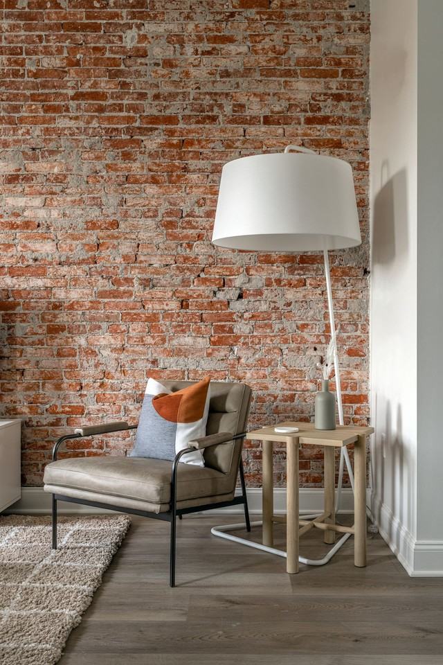 Luxury On Pine - Photo 4 of 34