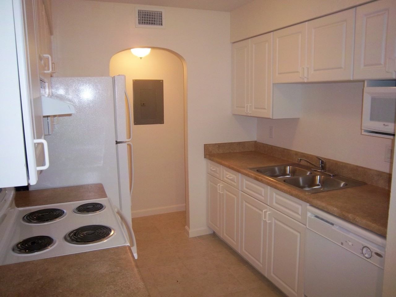 Citrus Meadows Apartments - Photo 3 of 50