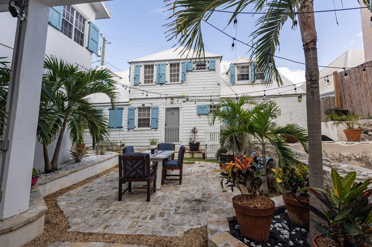 The Bonney - Photo 3 of 14