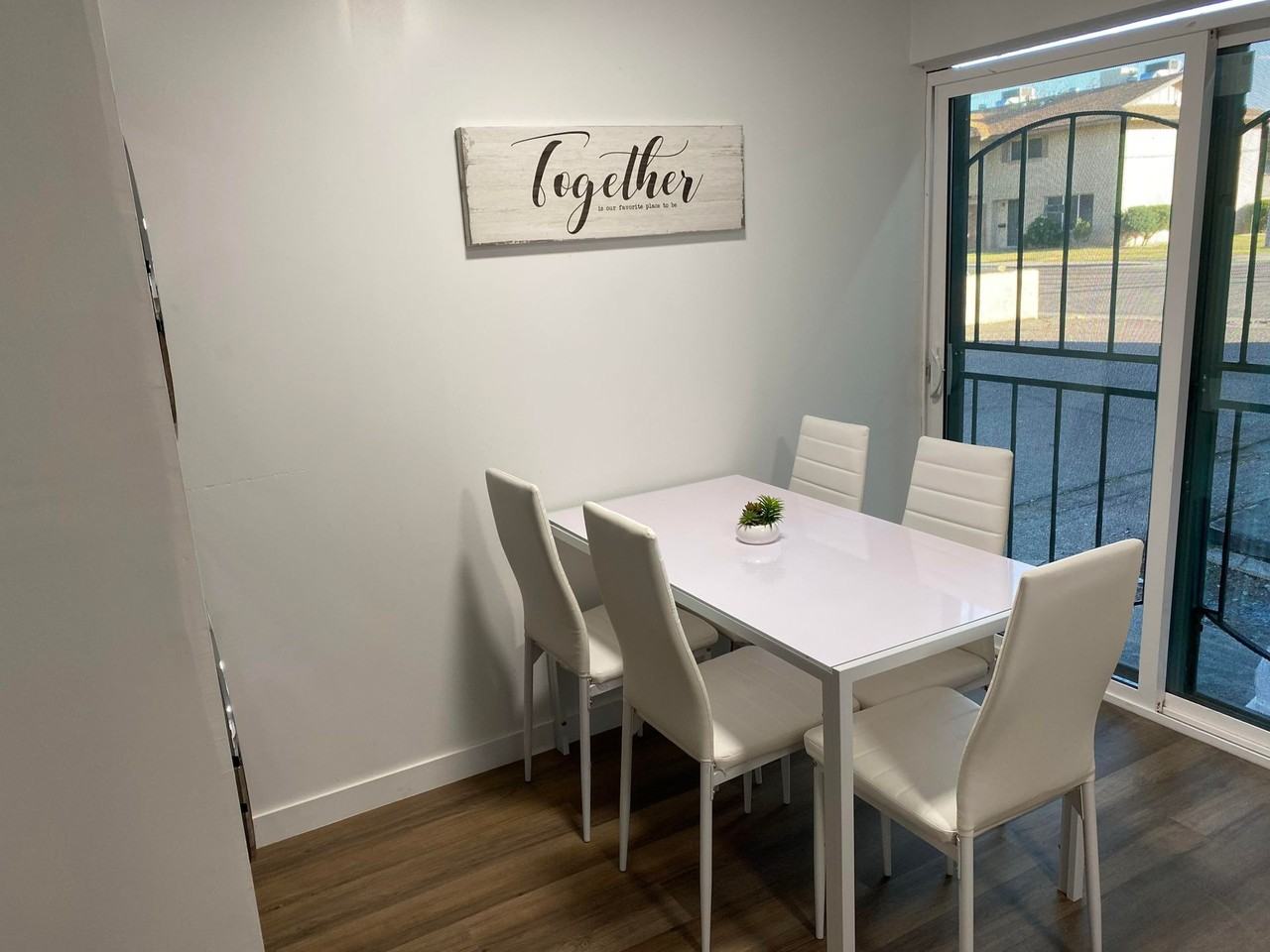 Look & Lease Move in Specials! - Photo 3 of 15