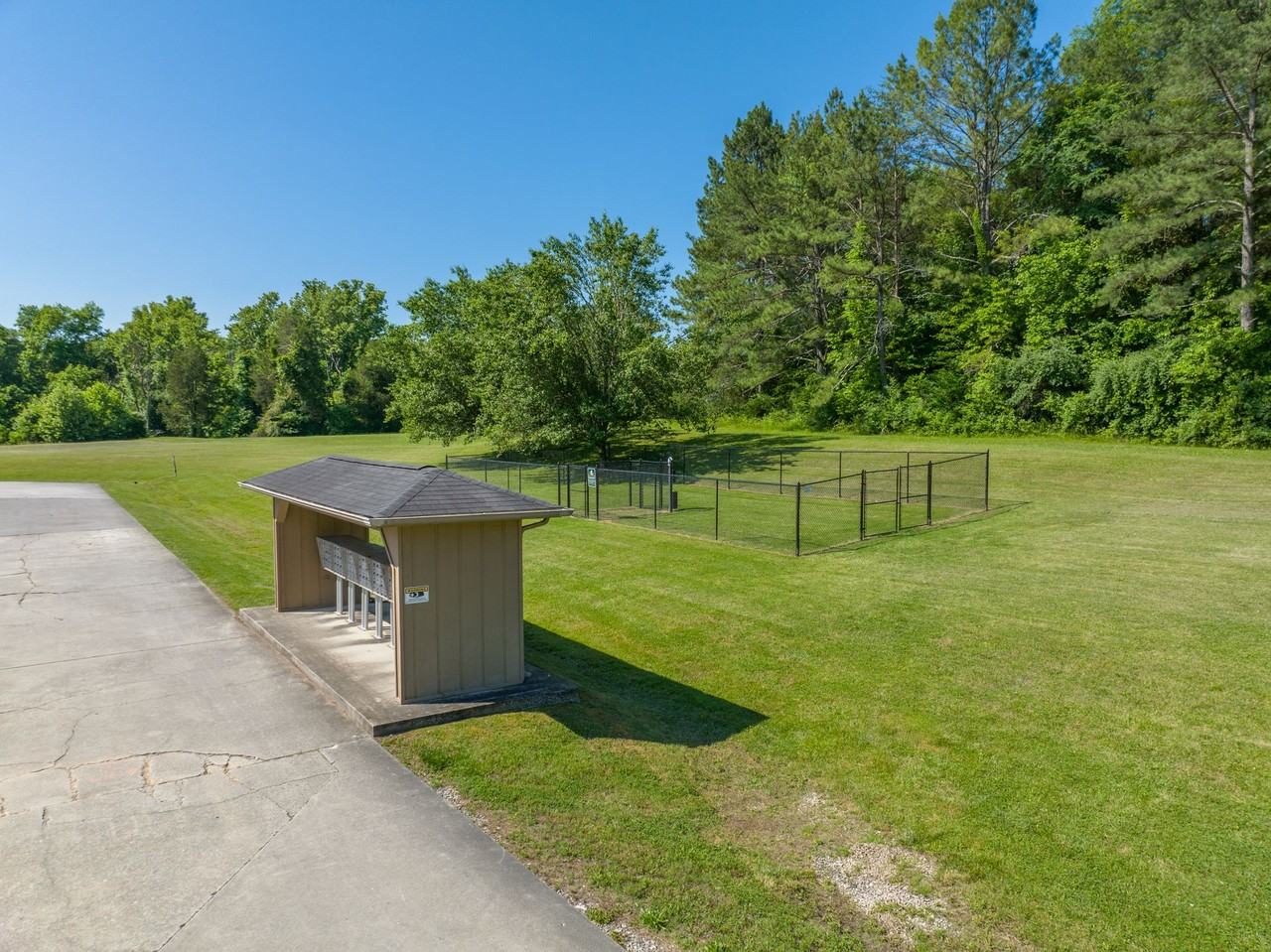 The Oaks Apartments - Photo 5 of 23