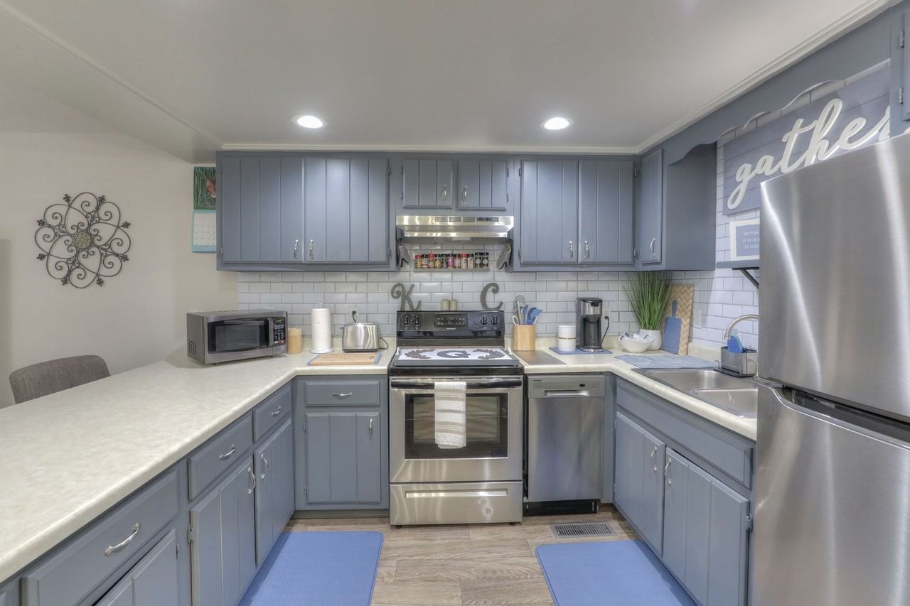 The Oaks Apartments - Photo 7 of 23