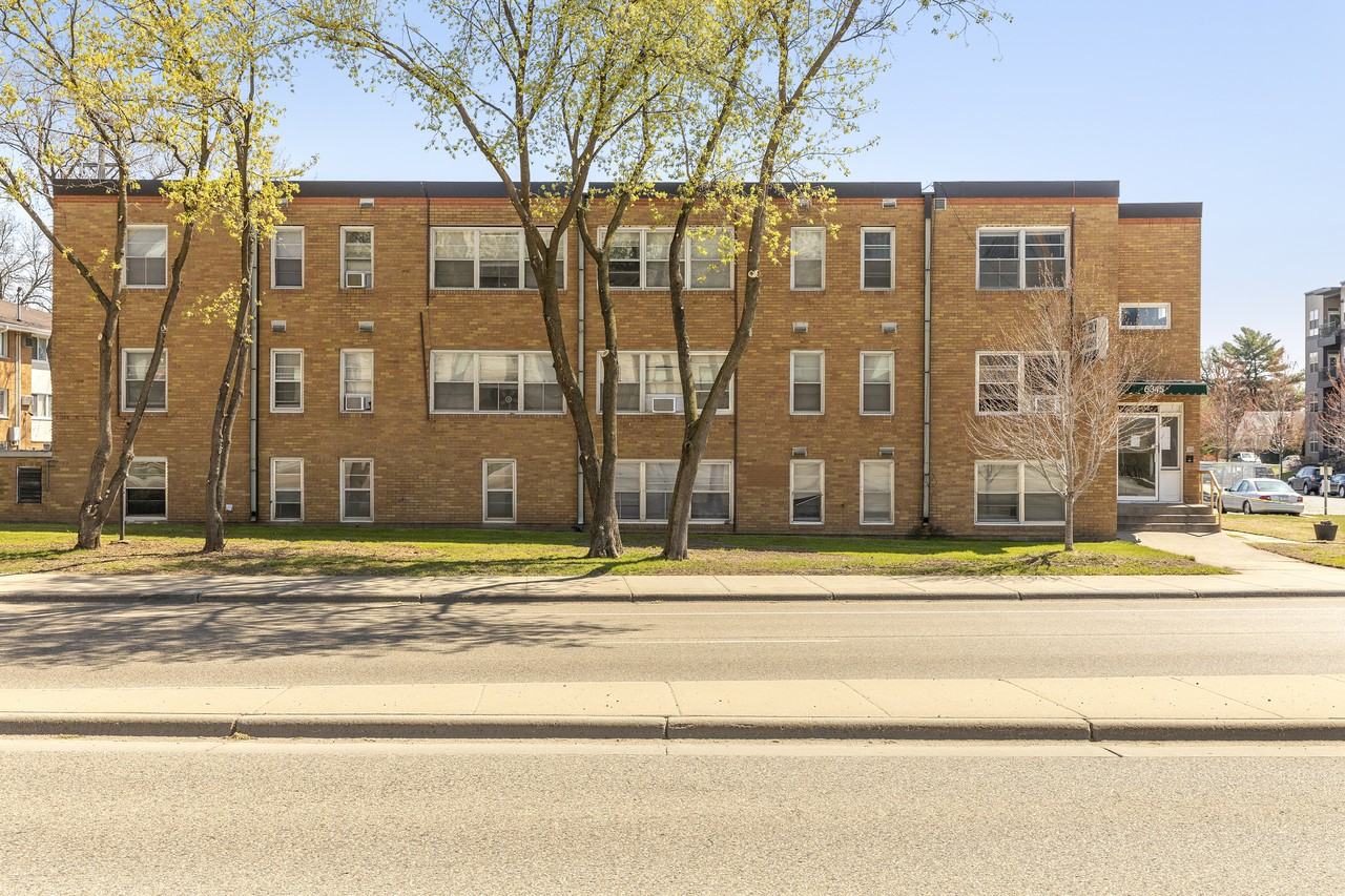 Richlyn Apartments - Photo 3 of 6