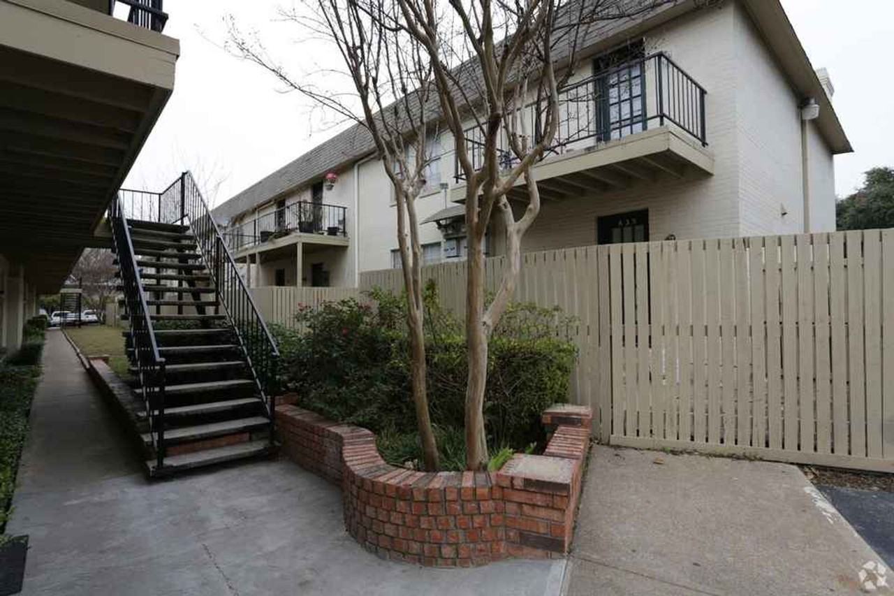 Welcome home to Hillsdale Garden Apartments! - Photo 2 of 5