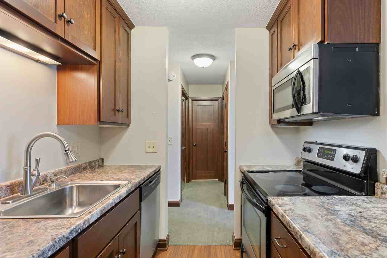 244 Morse Manor Apartments 246 Morse Ave, Excelsior, MN 55331 Zumper