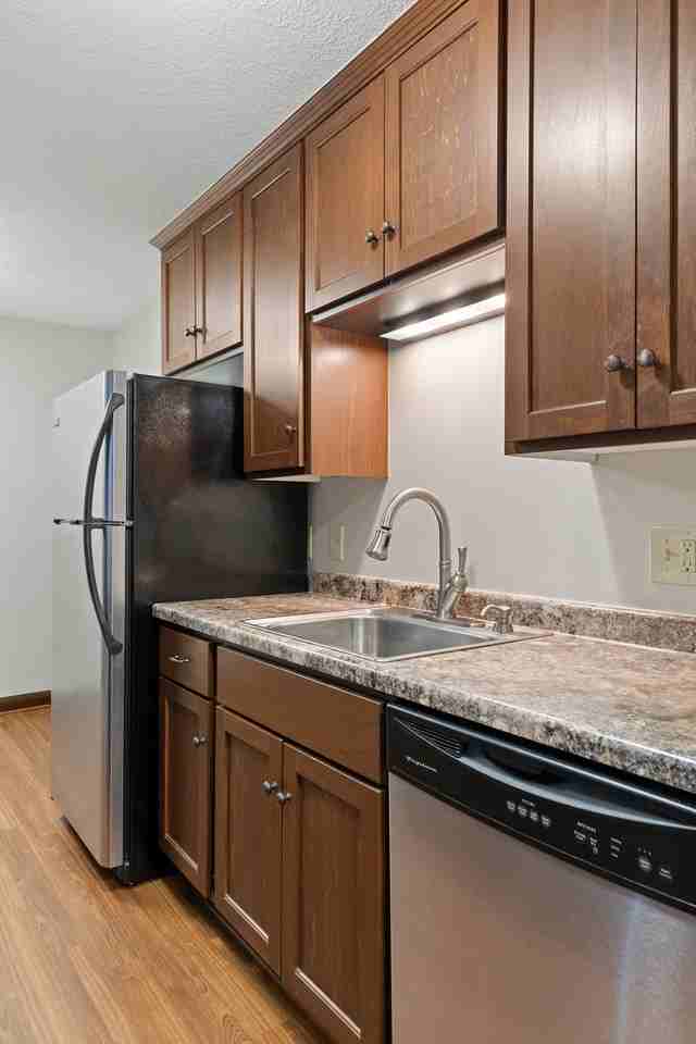 244 Morse Manor Apartments 246 Morse Ave, Excelsior, MN 55331 Zumper