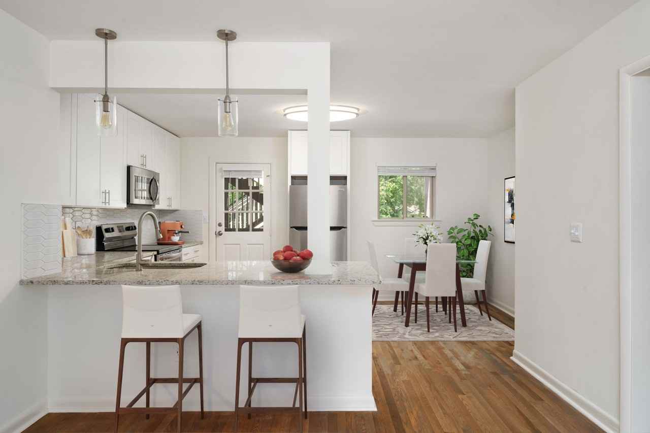 MOVE IN SPECIALS!  CALL TODAY - Photo 6 of 19