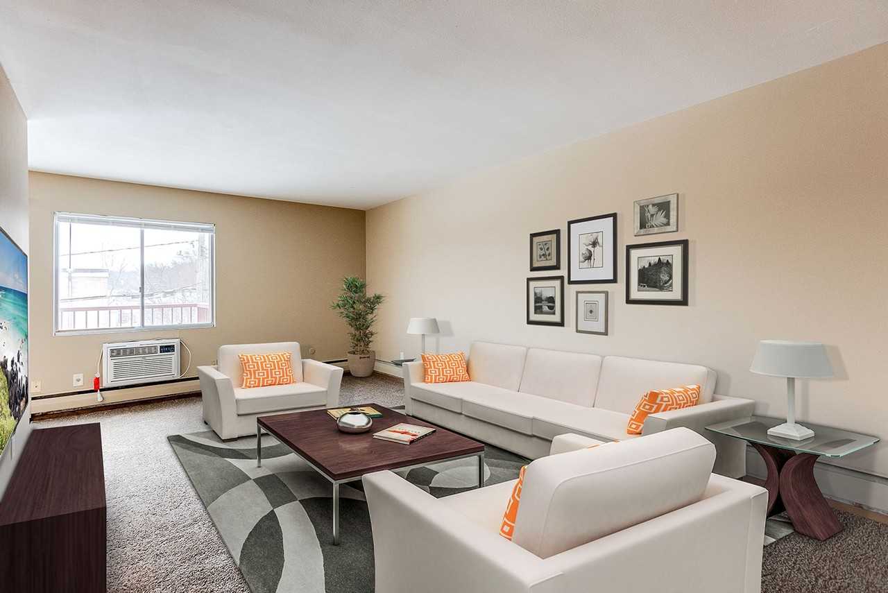 Rivercliff Apartments - Photo 3 of 16