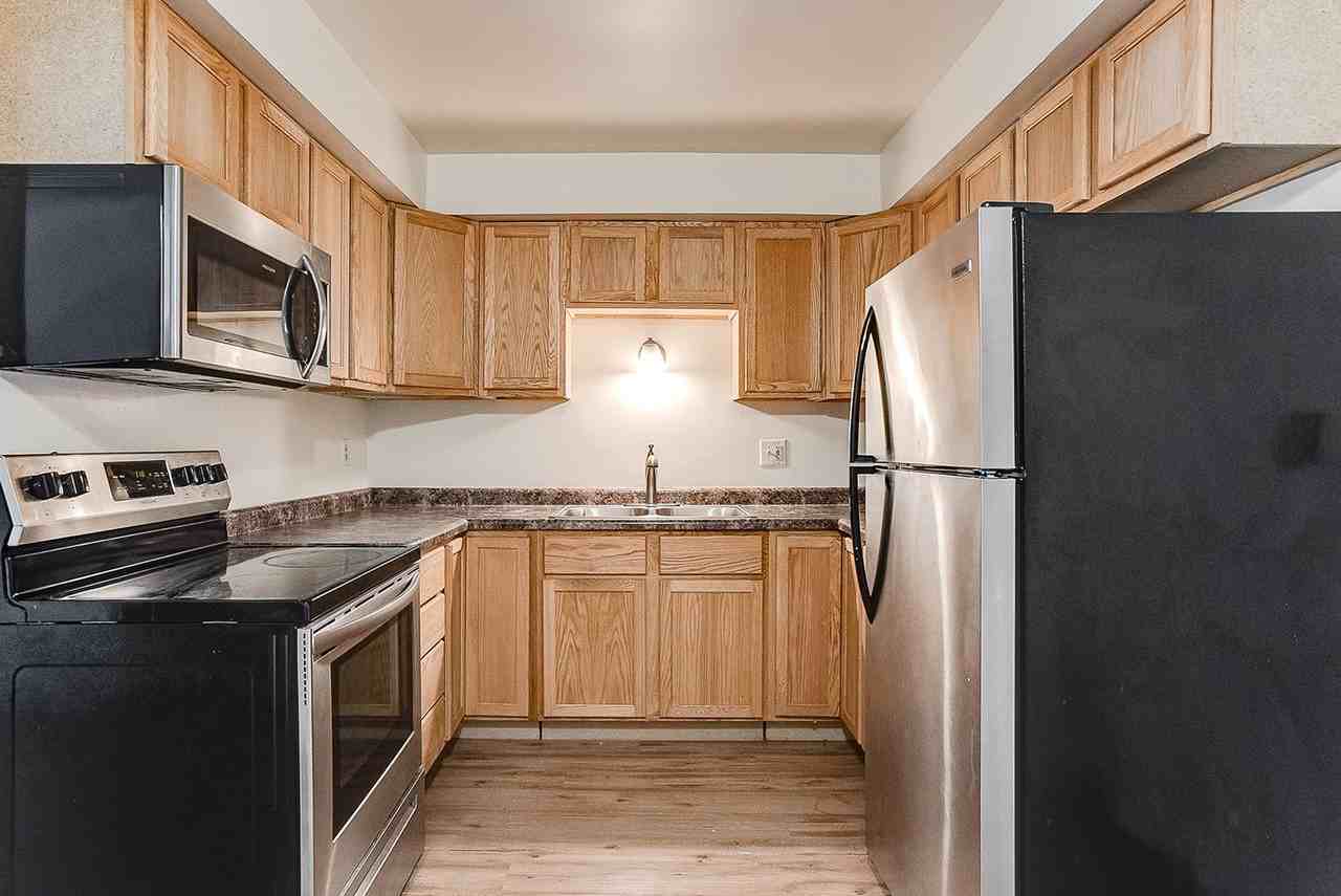 Mark Court Apartments - Photo 3 of 33