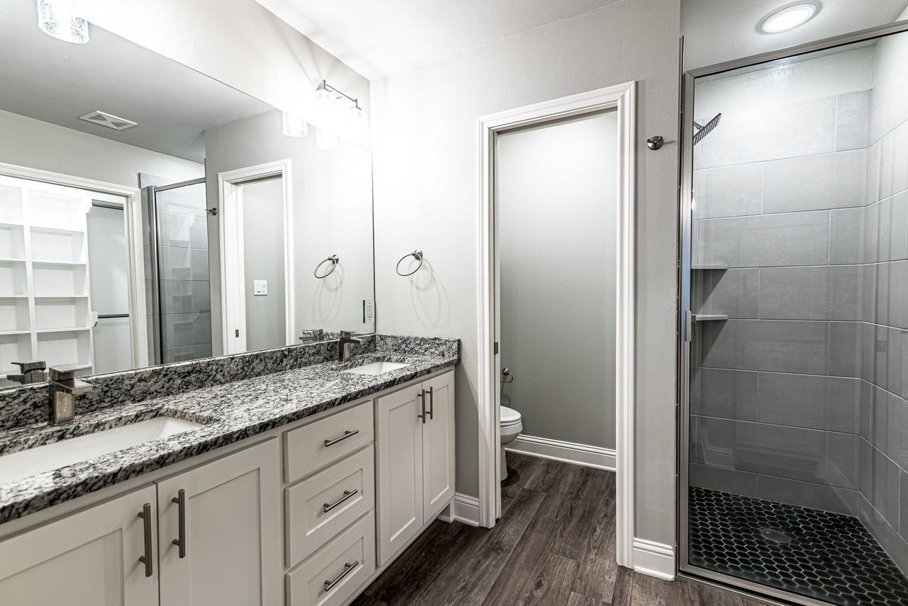 Manchester Heights - Photo 2 of 13