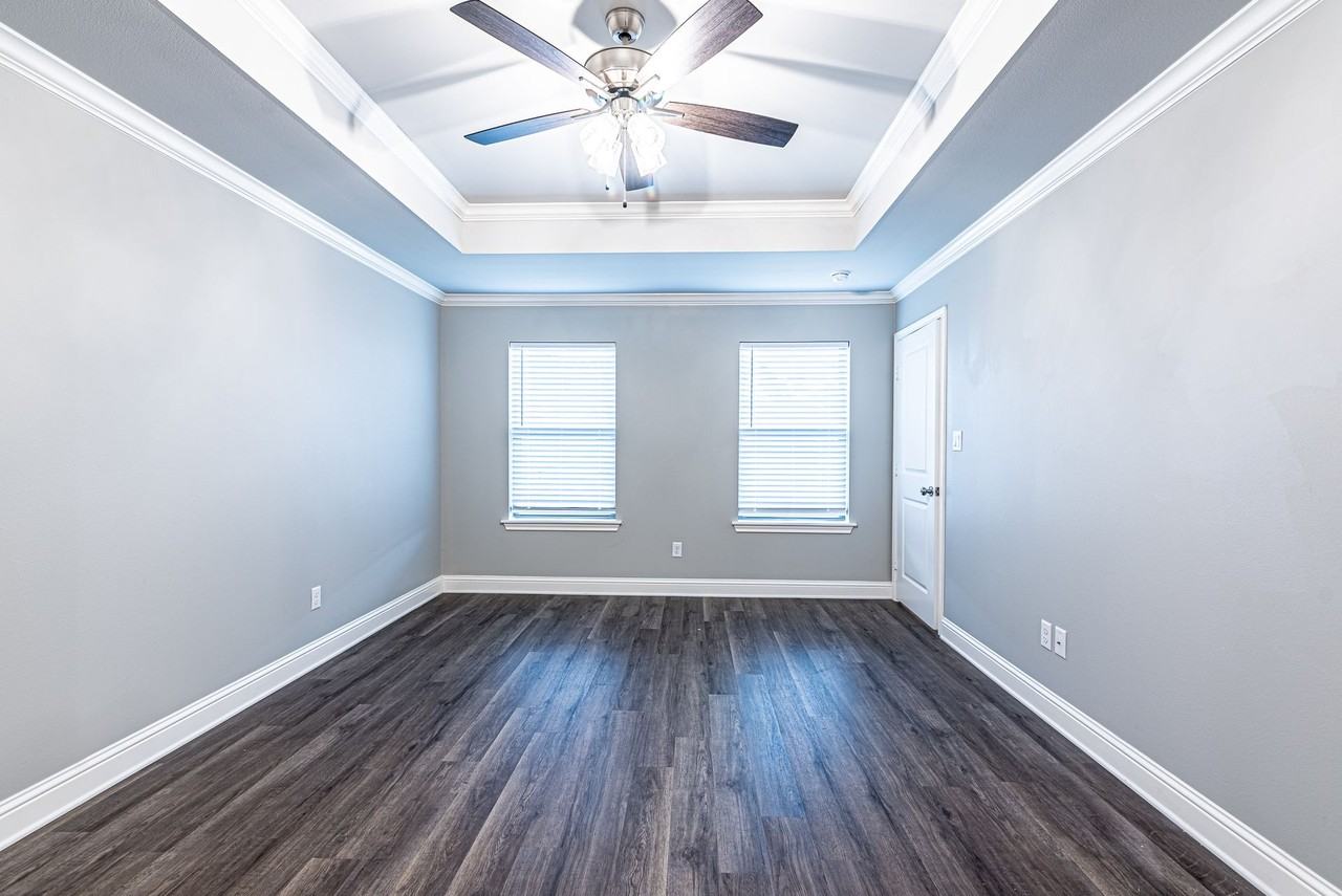 Manchester Heights - Photo 4 of 13