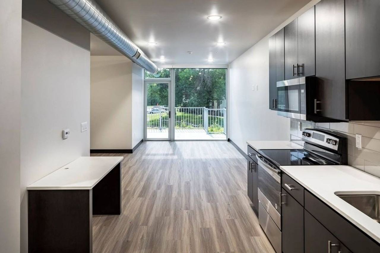 IA City Lofts - Photo 5 of 28