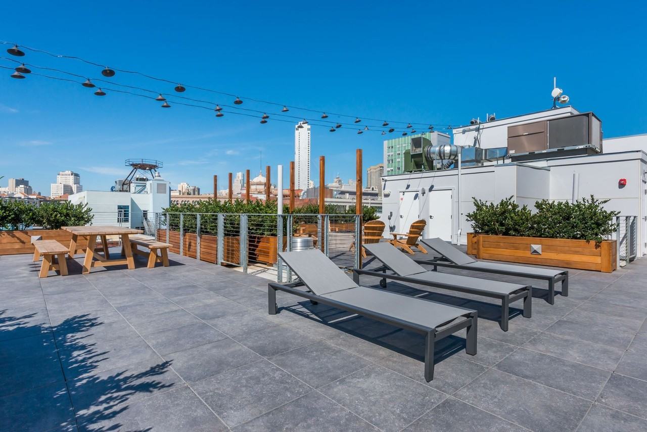 570 Jessie Street (1212r) - Photo 2 of 8