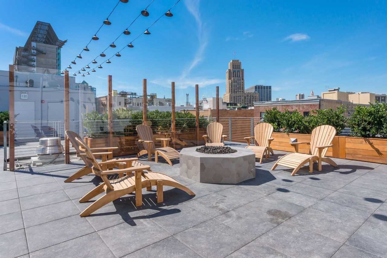 570 Jessie Street (1212r) - Photo 4 of 8