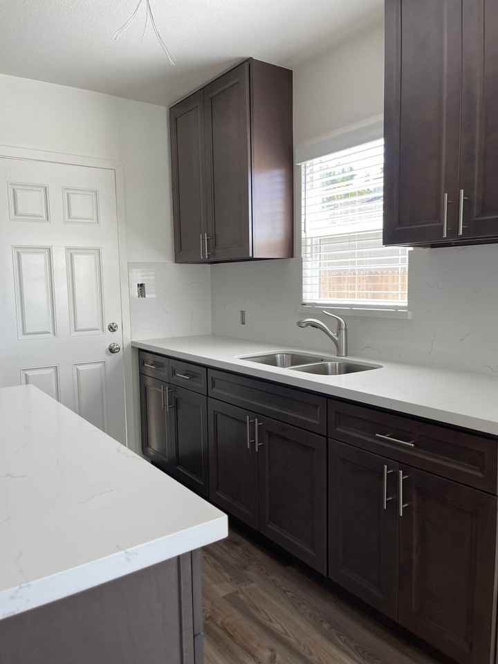 Upgraded One Bedroom Unit - Photo 2 of 5