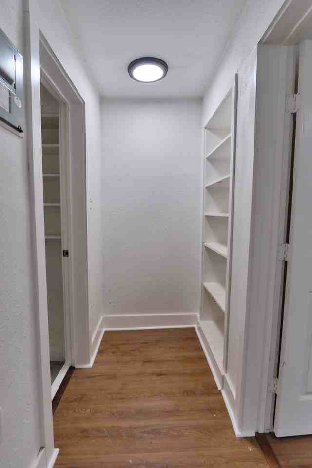1533 10th St - Photo 7 of 11